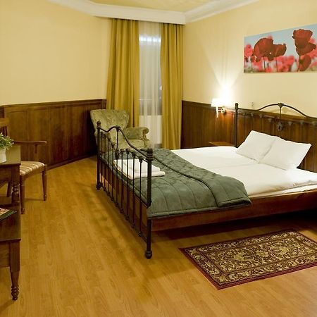 Hotel Kresowianka Μπίντγκοστς Εξωτερικό φωτογραφία